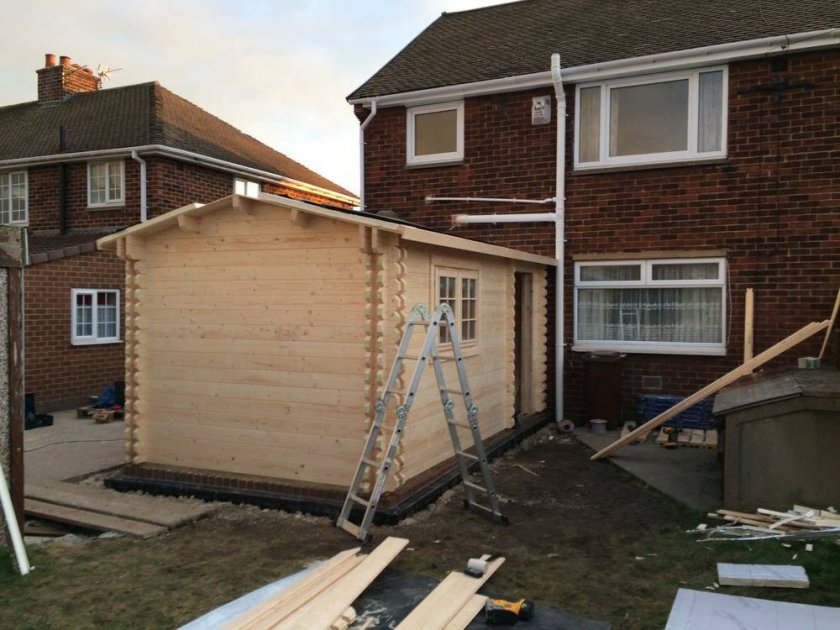 Steven's extension log cabin (Barnsley) Quickgarden.co.uk