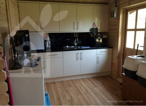 residential_log_cabin_wooden_interior_2_room