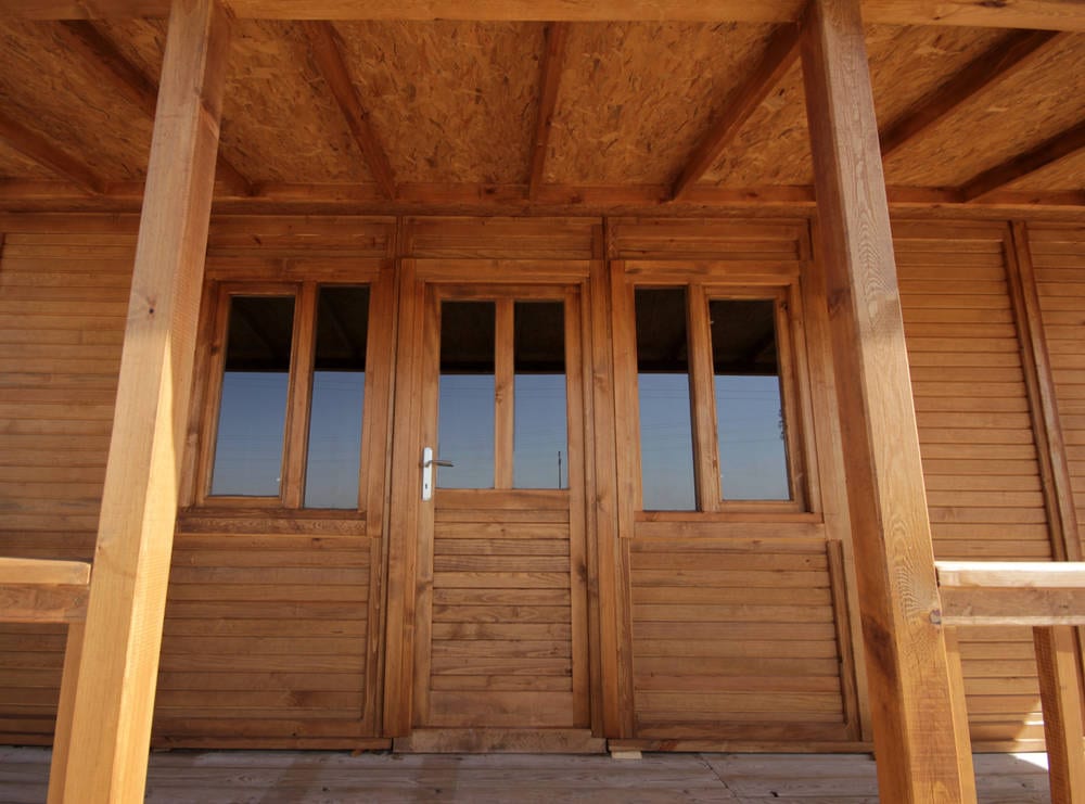 new-residential-cabin-windows