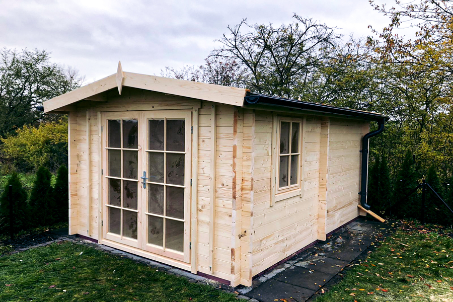 The-seemingly-unending-benefits-of-private-outdoor-saunas