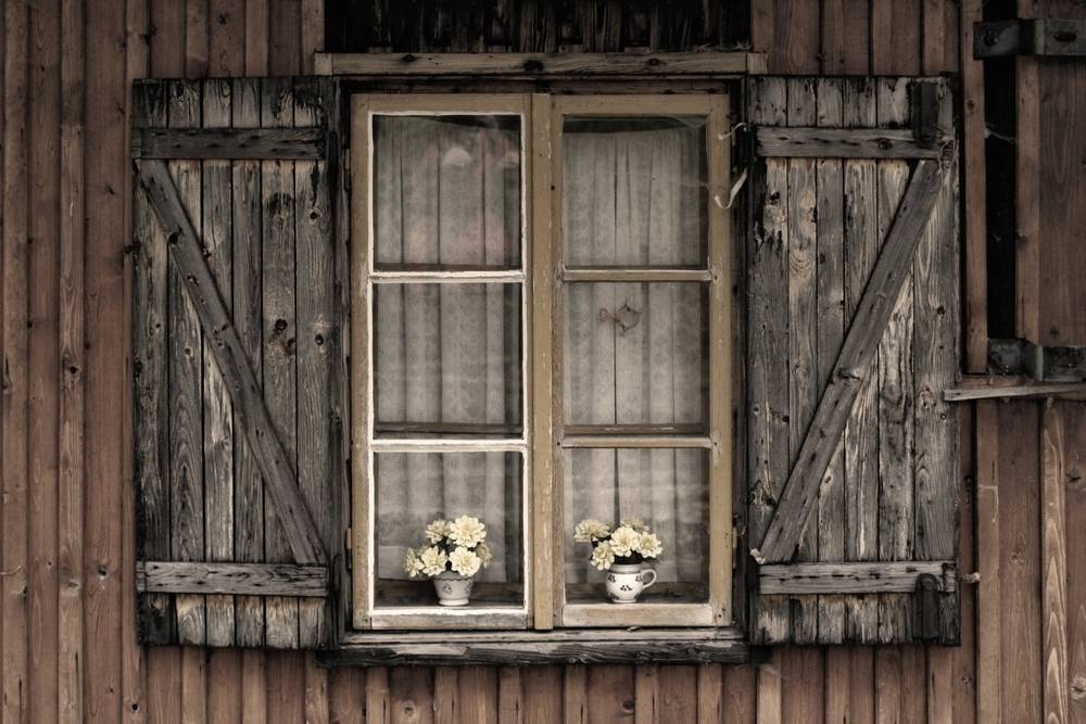 residential-cabin-windows