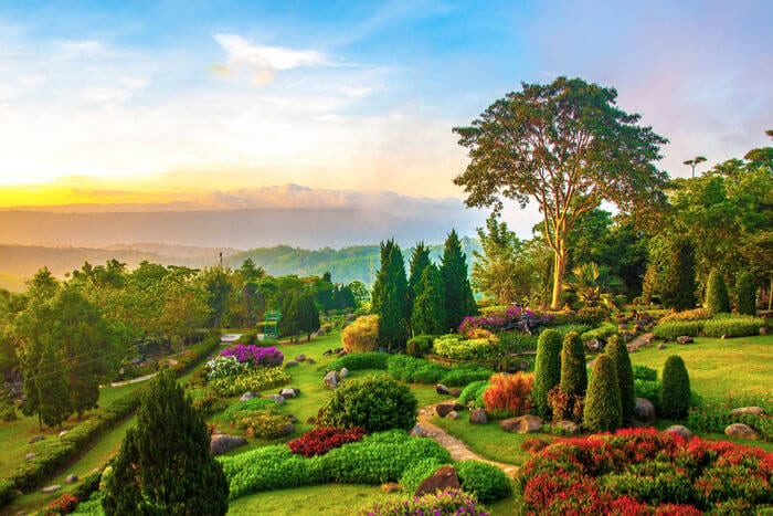 Famous Gardens Everyone Needs to See