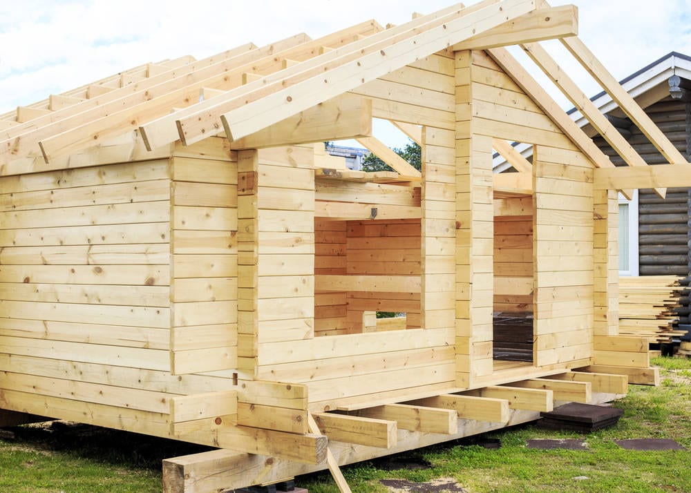 log-cabin-construction