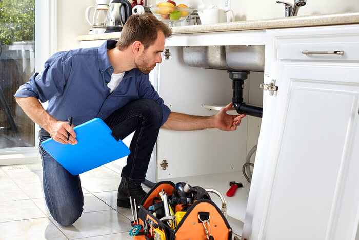 How Does a Baltimore Plumber Resolve Plumbing Pipes Issues in Older Homes?
